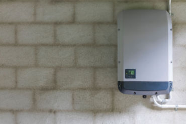 6 Reasons to Add Battery Storage to Your Home Solar in Durham, CT