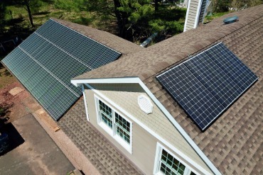 How Much Power Do Solar Panels Generate During the Day in Stroudsburg, PA?